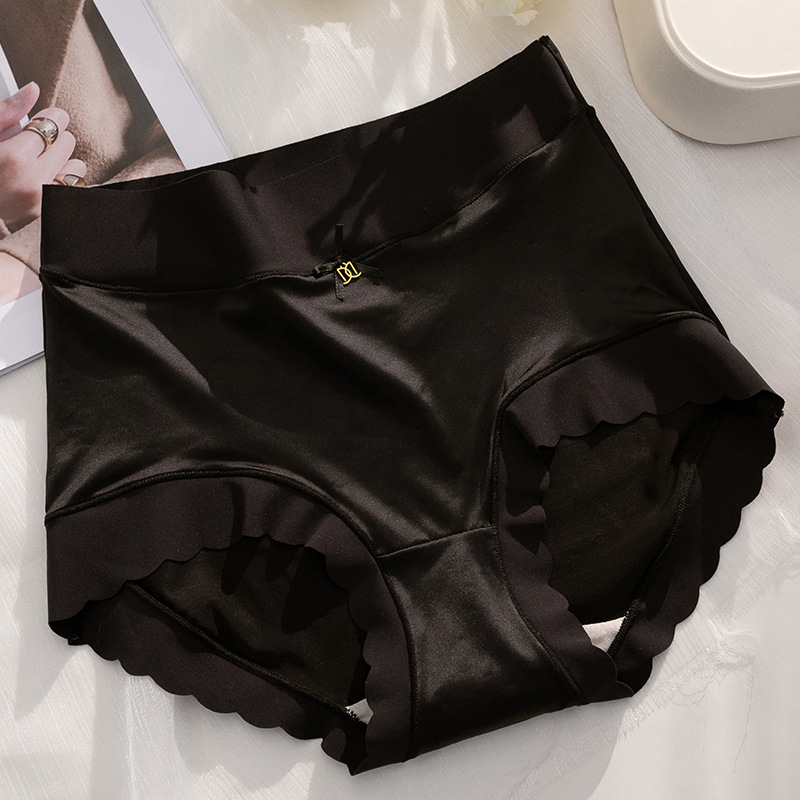 Lina - Zijdezachte antibacteriële slip met frisse pasvorm