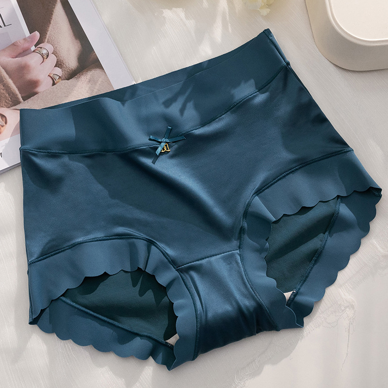 Lina - Zijdezachte antibacteriële slip met frisse pasvorm